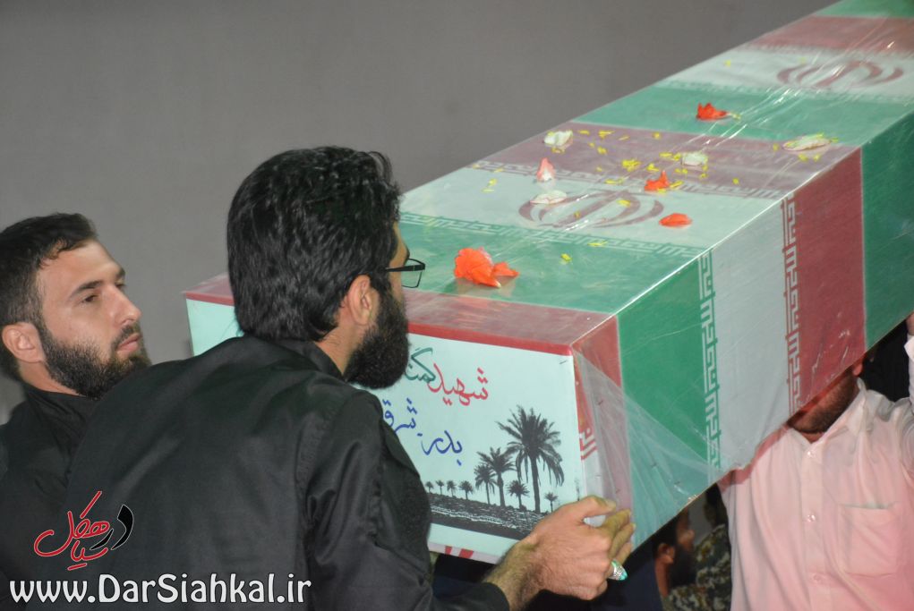 تشییع پیکر شهید گمنام سیاهکل (۷)