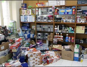 کشف کالای آرایشی قاچاق میلیونی در لاهیجان