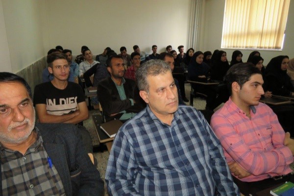 لزوم تعامل پلیس و دانشگاه آزاد اسلامی سیاهکل در مبارزه با اعتیاد