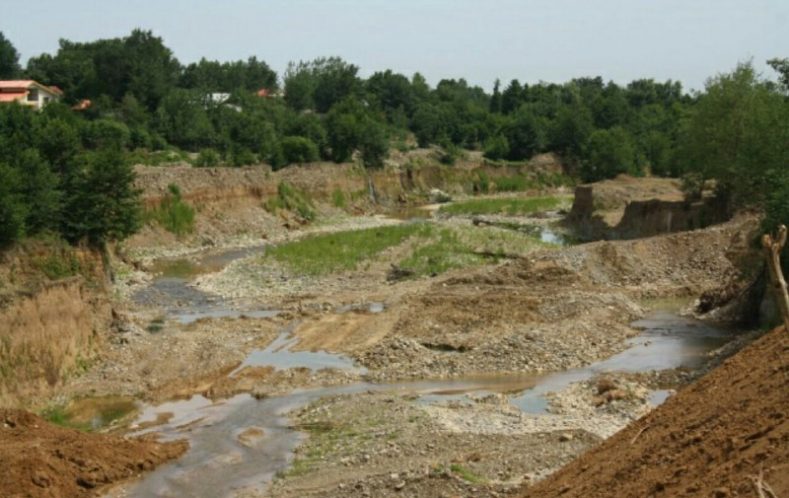 چه بر سر شمرود سیاهکل آمده است؟/ آیا رودخانه شمرود روبه‌زوال زنده می‌ماند؟