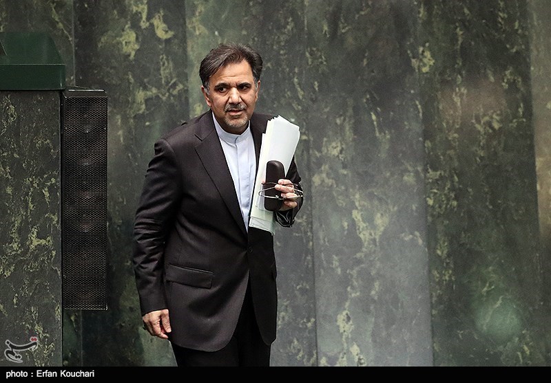 گزارشی از جلسه استیضاح وزیر راه؛ از پیشنهاد رشوه به قضات تا دفاع عجیب حضرتی از آخوندی