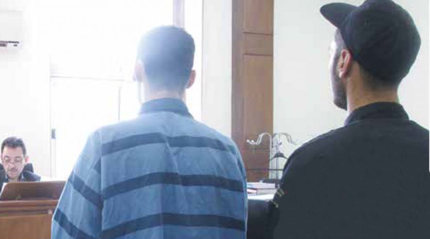 عکسم را که فرستادم گفت هم باید به من پول بدهی، هم رابطه داشته باشی!