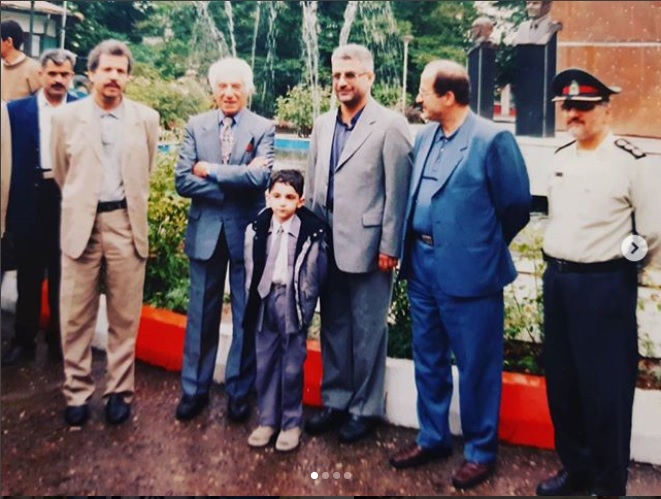 وظیفه مسئولین است که پروفسور رضا را با احترام فراوان به ایران بیاورند و تکریم کنند