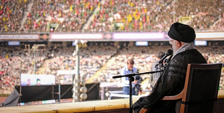 تحریم را شکست خواهیم داد/ آمریکا از انقلاب اسلامی سیلی خورده است