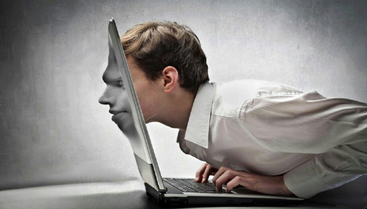 هویت‌ها را جدی بگیرید!