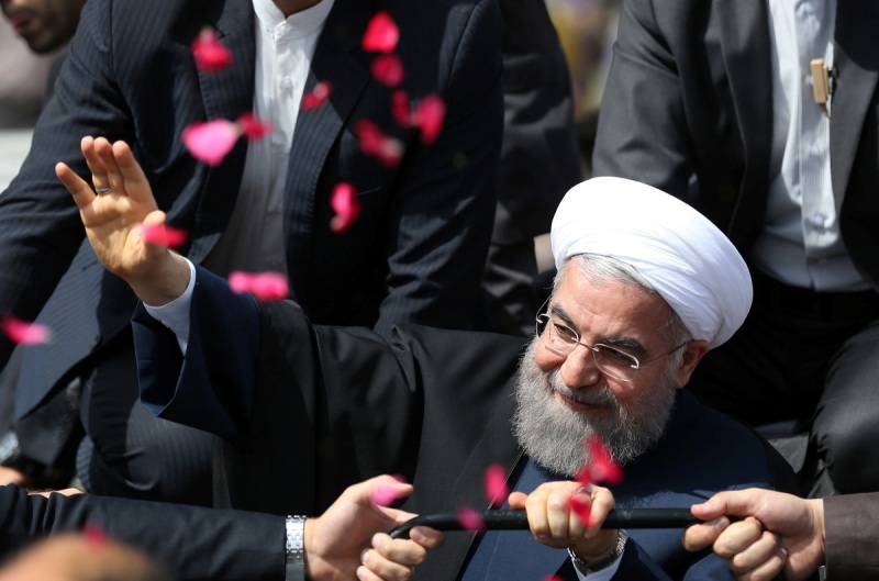 از استقبال مردم سیاهکل از رئیس‌جمهور و کاروان دولت تدبیر و امید قدردانی می‌کنم