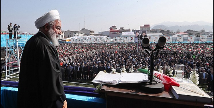 دشمن می‌خواهد ما به ۴۰ سال قبل برگردیم/ اختلاف نظر ما با آمریکا نه قابل مذاکره است نه قابل مصالحه