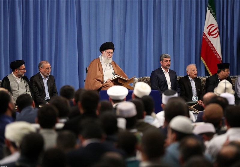 برخی از سران کشورهای عربی نوکر کفّار هستند/ دشمنان جمهوری اسلامی نفس‌‌های آخر را می‌کشند