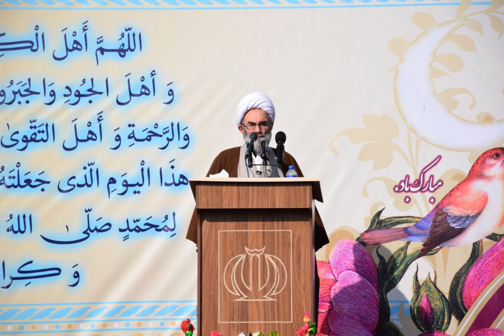 استاندار گیلان به فرمانداران تذکر دهد تا بین مردم بروند