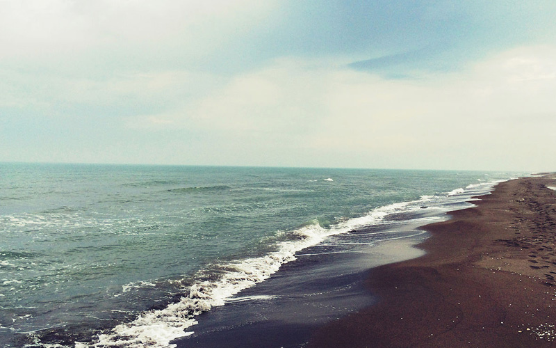 کاهش تراز آب دریای خزر در یک سال اخیر/ دامنه نوسانی تراز آب بالغ بر ۳۴ سانتی‌متر است