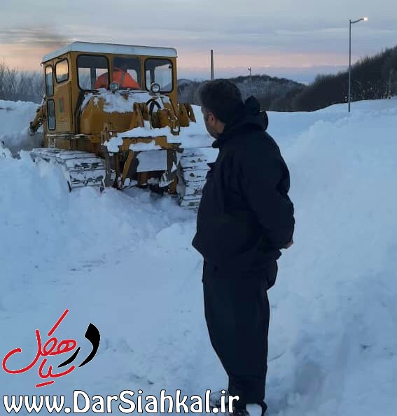 جاده سیاهکل به دیلمان همچنان مسدود است