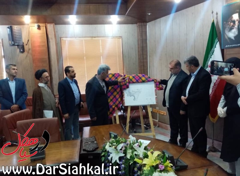 از لوح ثبتی غار دستکند میکال و حریم مجموعه تی تی کاروانسرا رونمایی شد