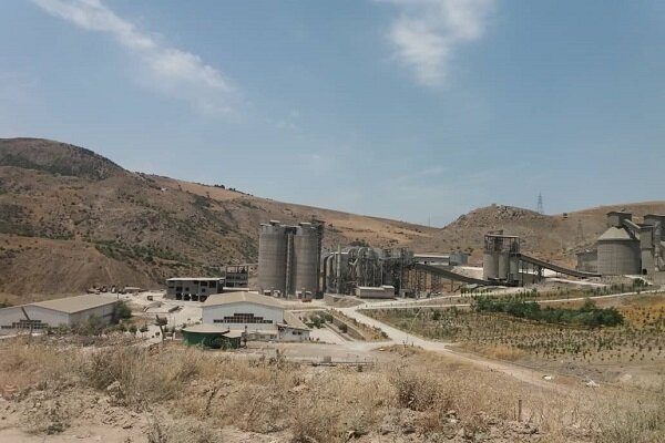 غبار صنعت سیمان بر پیکر سبز و کهن دیلمان