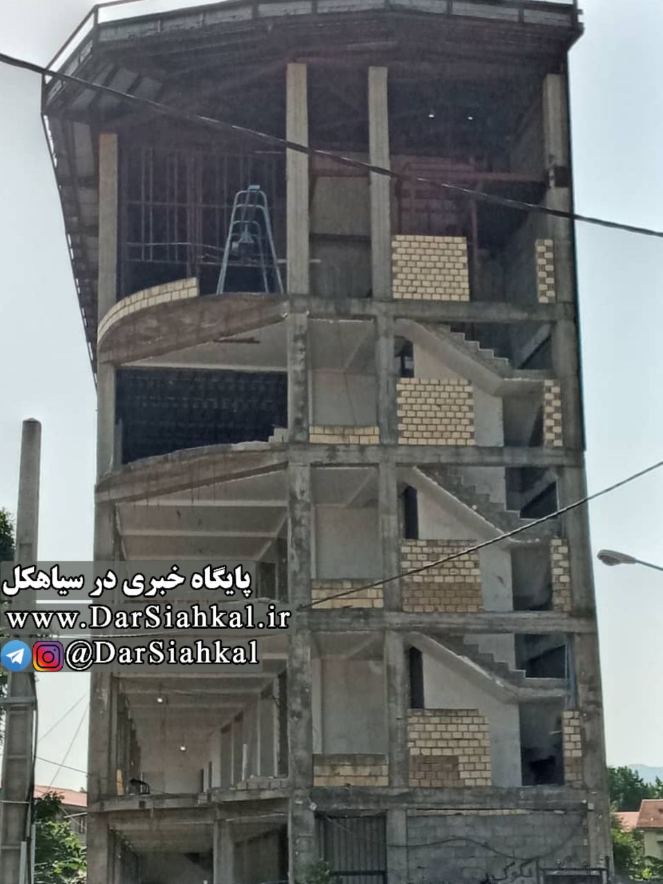 انتقاد امامجمعه سیاهکل از عدم تکمیل ساختمان سینمای این شهرستان