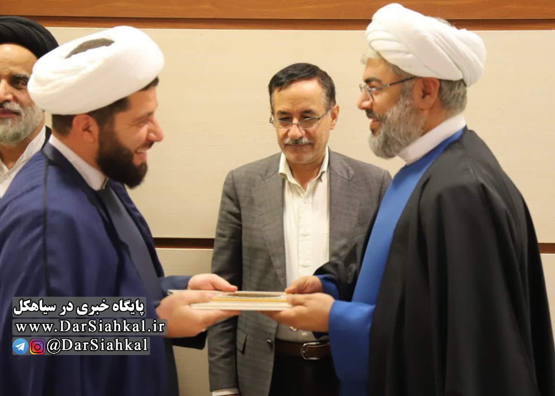 یک سیاهکلی سرپرست حوزه نمایندگی ولی فقیه در معاونت آب و خاک وزارت جهاد کشاورزی شد