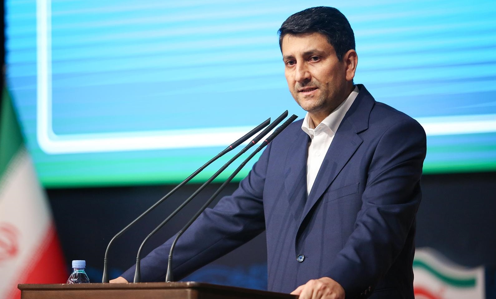 هاشمی: مذاکره با متا و ایکس برای رفع فیلتر در طرح دولت است