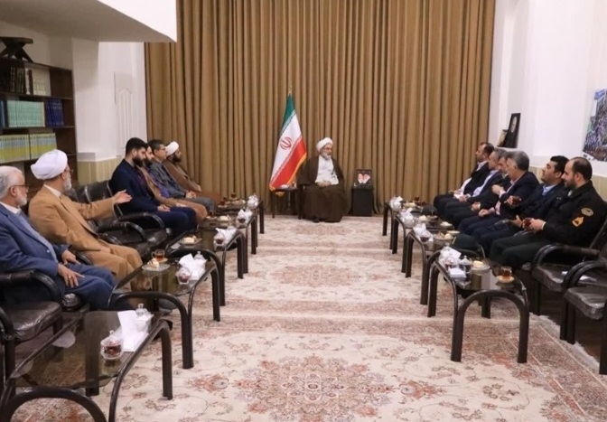 خوستار اتصال ریلی رشت به قم هستیم