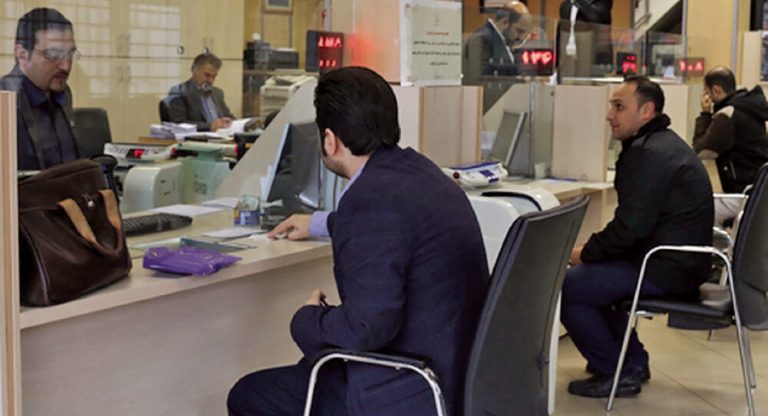 سال سخت وام ازدواج؛ تناقض در شعار و عمل بخش حکمرانی / صف وام ازدواج شلوغ تر می شود