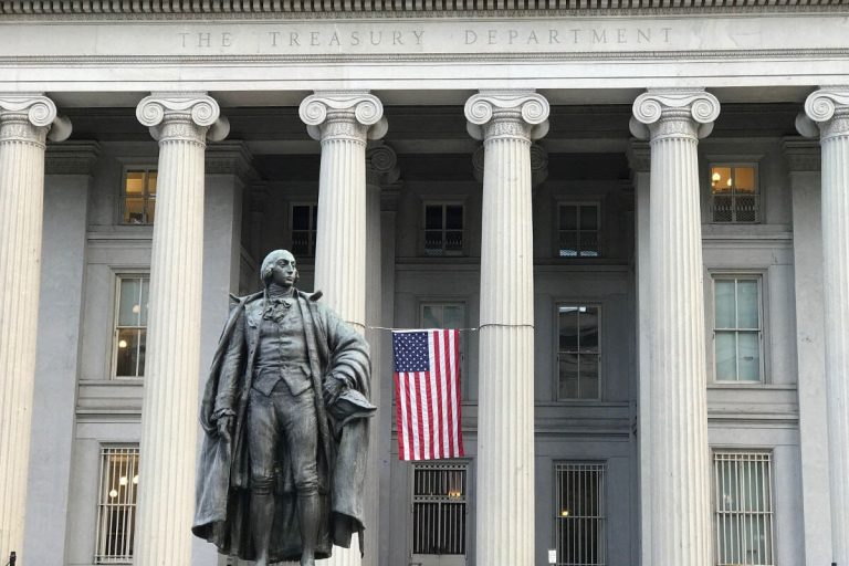 آمریکا علیه ایران تحریم‌های تازه اعمال کرد / تحریم نفتی ۱۶ شرکت و ۱۳ کشتی