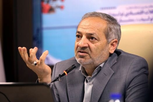 «پیک نوروزی» نداریم / چاپ و توزیع تکالیف نوروزی در همه مقاطع تحصیلی تخلف است