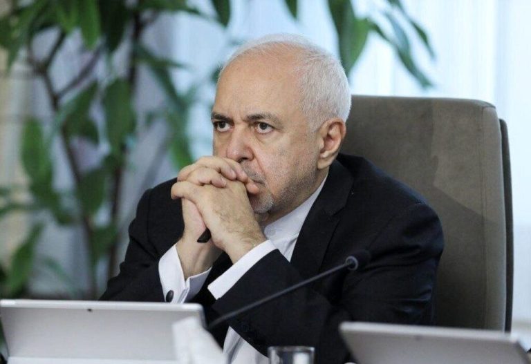 متن استعفای ظریف؛ با سخیف‌ترین توهین‌ها در بیرون و تلخ‌ترین دوران خدمت در درون دولت مواجه شدم