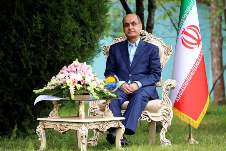 امیدوار به اکتشاف منابع جدید نفتی در سواحل خزر هستیم / روستائیان نگران هزینه دریافت سند رسمی برای اراضی خود نباشند