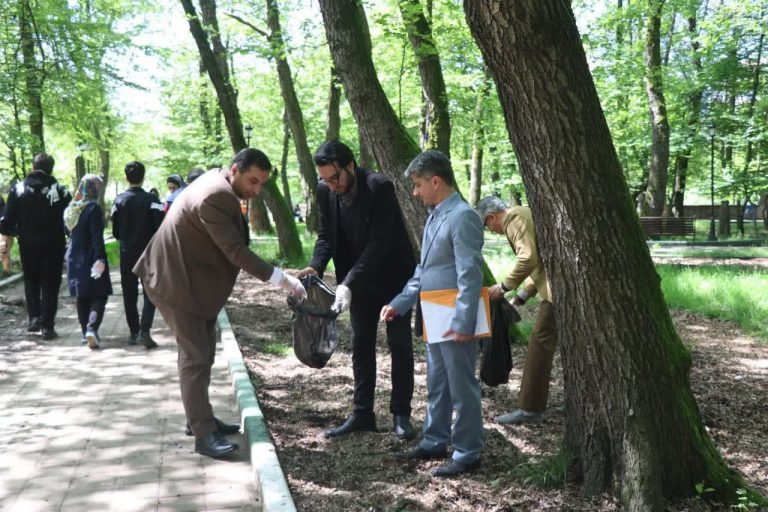 برگزاری همایش پاسداشت محیط زیست گیلان به مناسبت روز زمین پاک