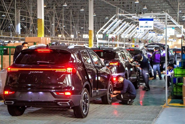 ارتقاء سایپا به جمع ۱۰ خودروساز برتر جهان با سرمایه گذاری یک میلیارد دلاری