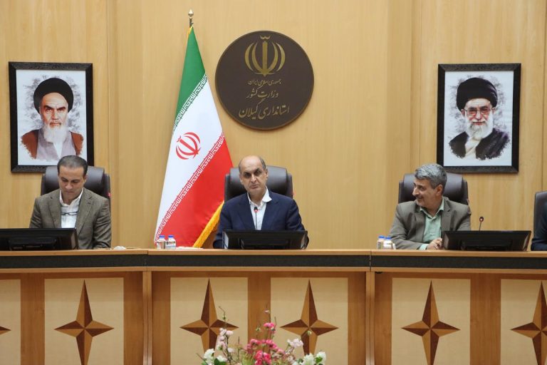 استاندار خواستار تشکیل اتحادیه چایکاران گیلان شد / میتوان انحصار واردات چای را برای استان اخذ کرد