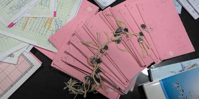 سال آینده هیچ سند دفترچه‌ای در دست مالکان باقی نمی‌ماند / واحدهای ثبت آماده ارائه خدمات تبدیل به تک‌برگ هستند