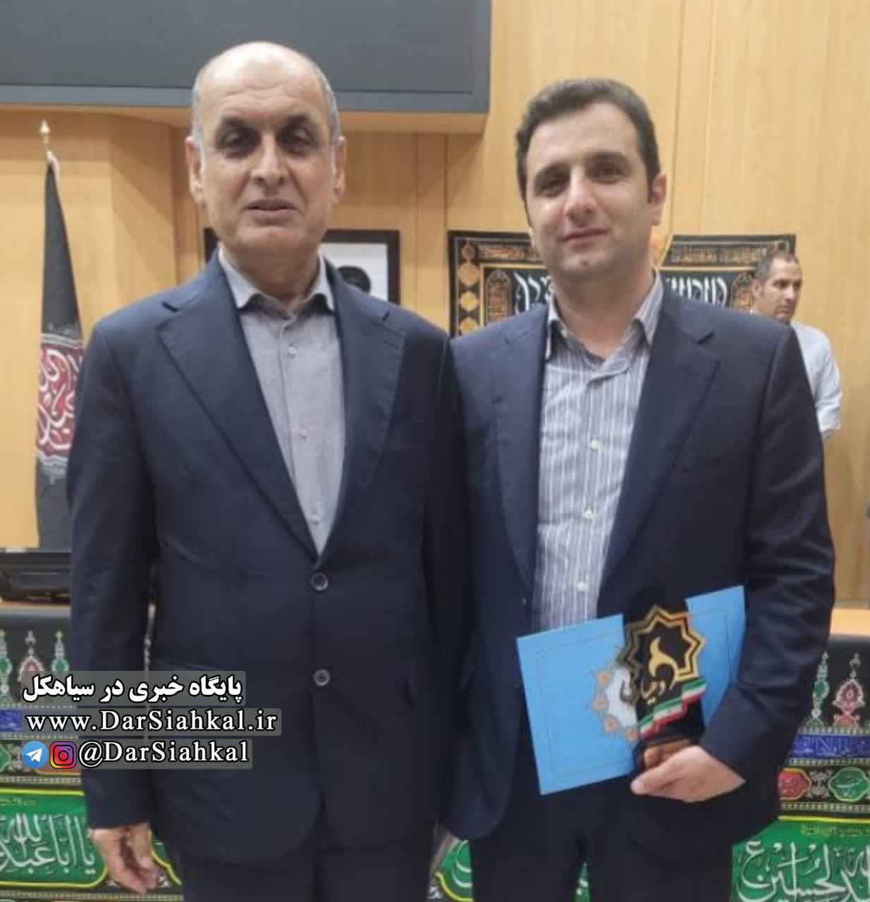 انتخاب دهیار روستای لیش به عنوان یکی از دهیاران برتر استان گیلان