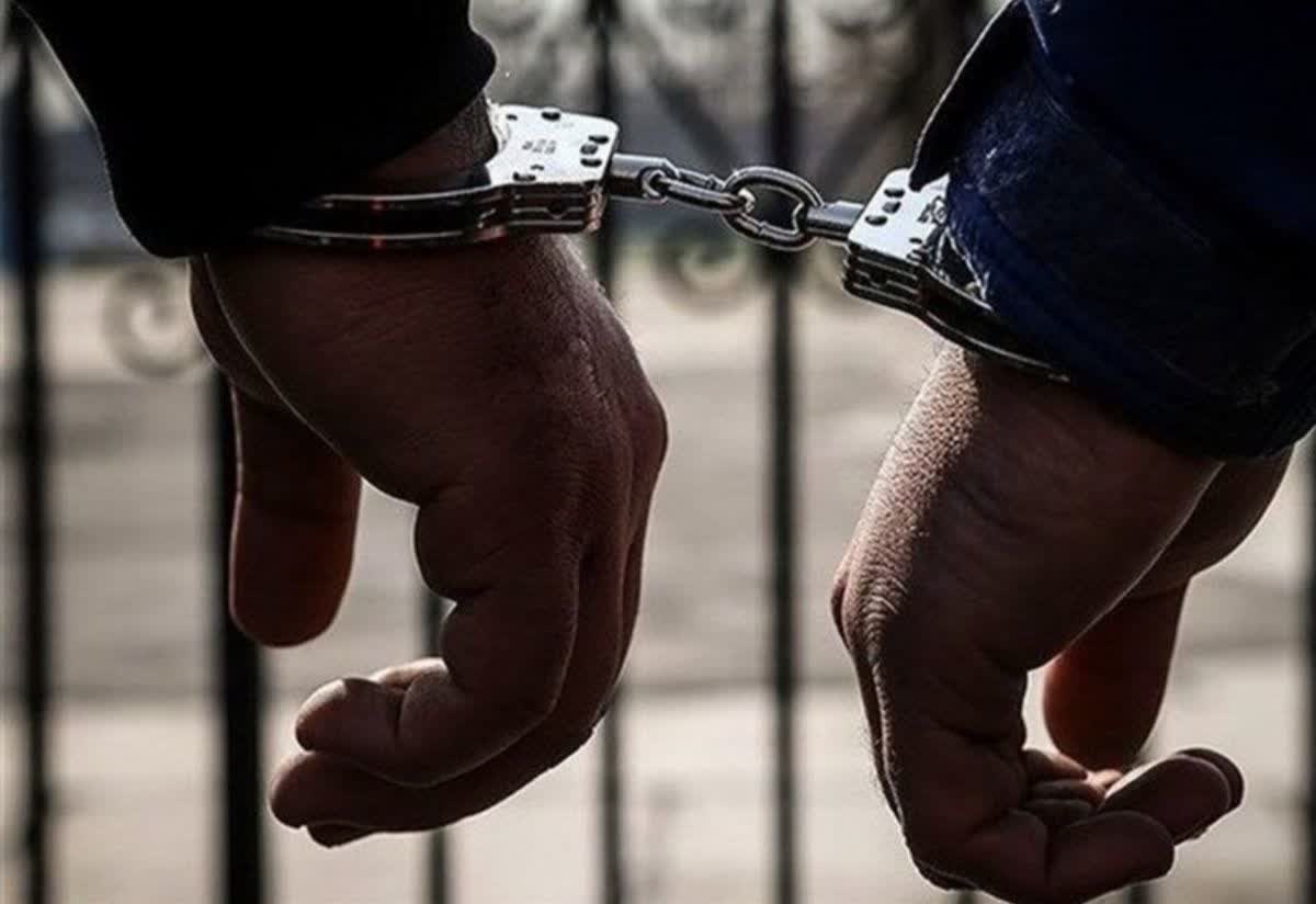 سارق منزل و مالخر در سياهکل به دام پليس افتاد